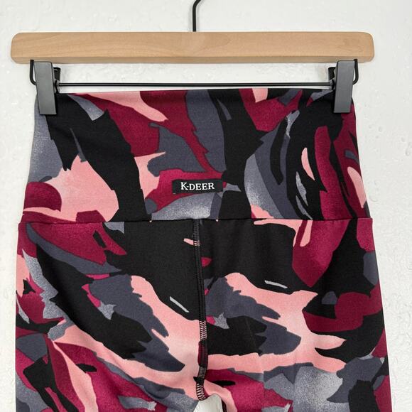 K-Deer High Rise Full Length Leggings Abstract Camo Print Size Medium - Picture 3 of 4